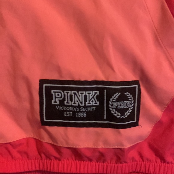 Pink jacket - Picture 3 of 3